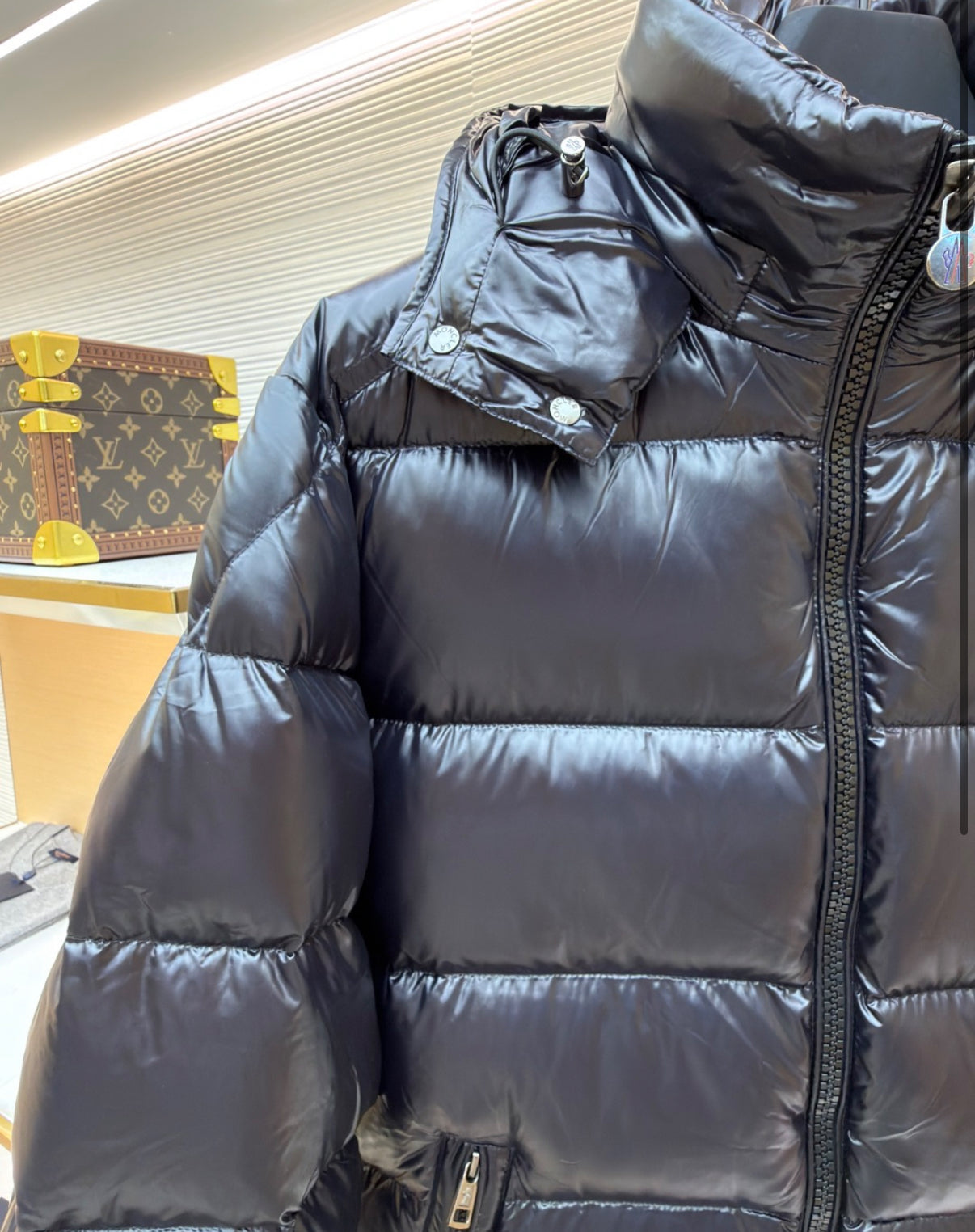 MENS PUFFER JACKET