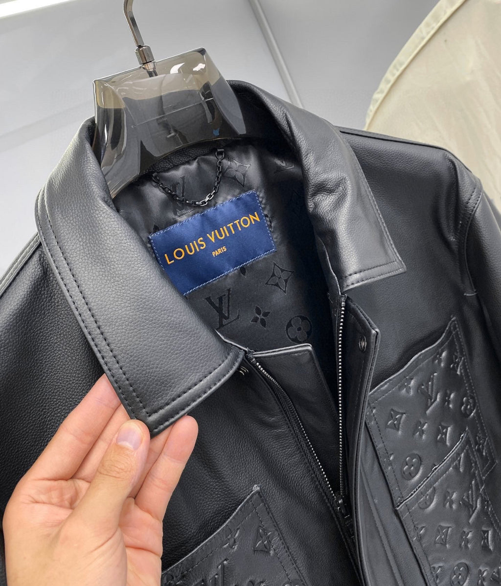 MEN’S LEATHER JACKET