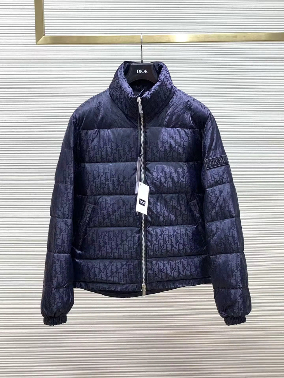 MENS PUFFER JACKET