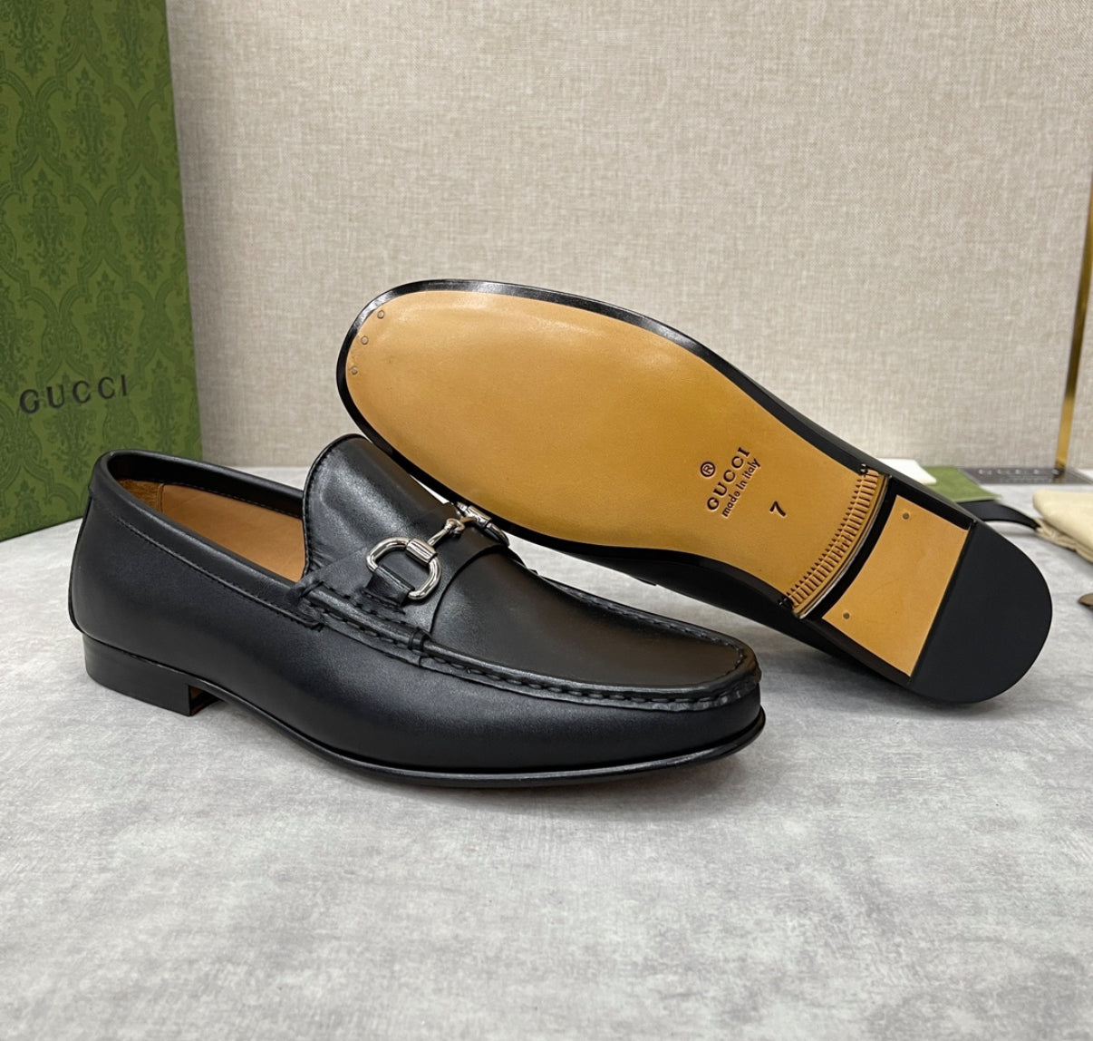 MENS LOAFER